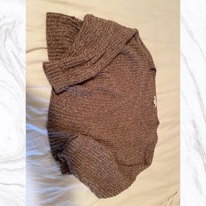 american eagle crop sweater